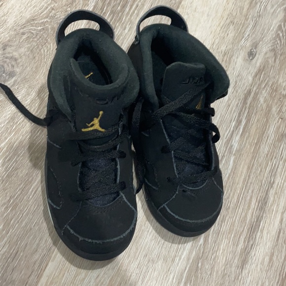 Retro Air Jordan 6 for toddlers - Picture 2 of 3